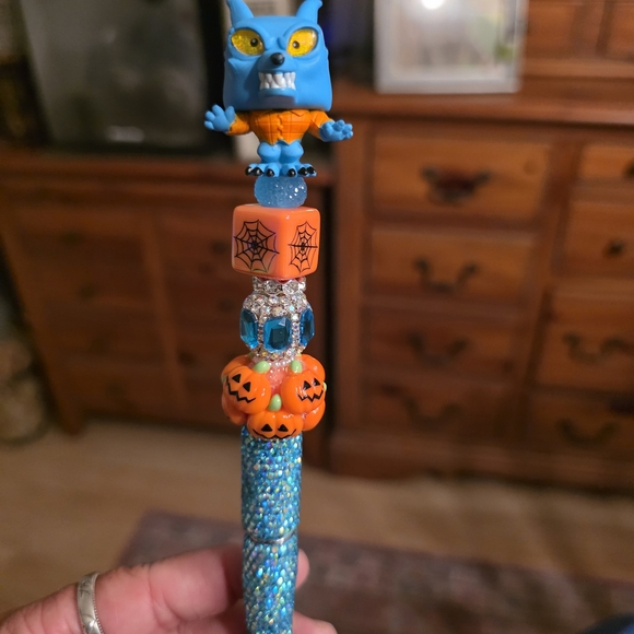 Nightmare Before Christmas Full Rhinestone Pens - Picture 10 of 10